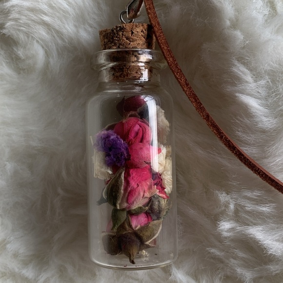 Genuine leather flower choker necklace OOAK - Picture 10 of 11